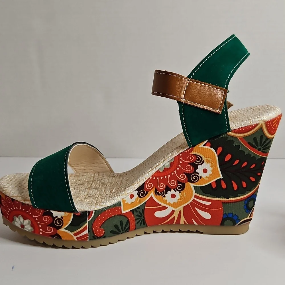 Mod Paisley Wedge Sandals Size 8 (38) Platform 70s Style